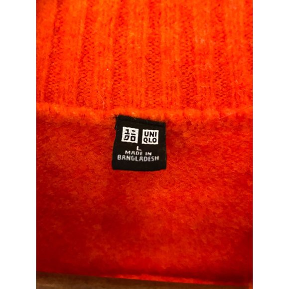 Orange Uniqlo Knit Sweater - Picture 4 of 4